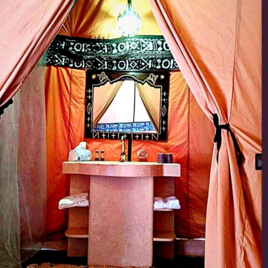 Отель Family Luxury Glamping Мерзуга Экстерьер фото