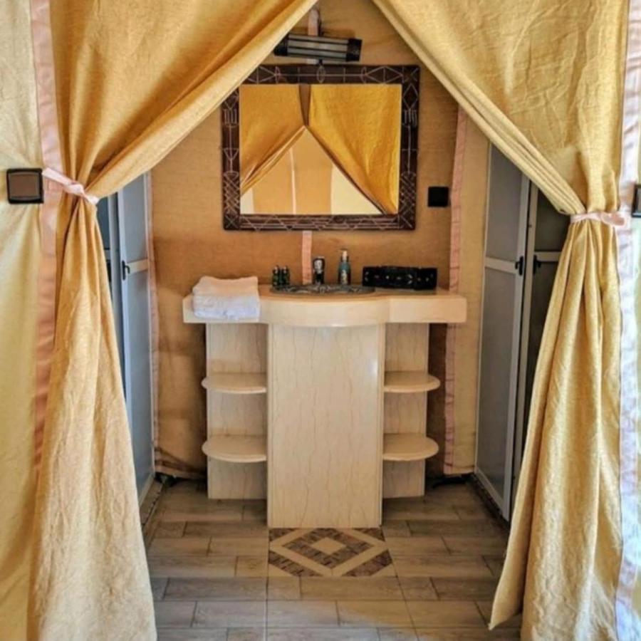 Отель Family Luxury Glamping Мерзуга Экстерьер фото